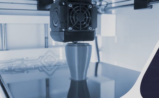 How does additive manufacturing optimize Industry 4.0?